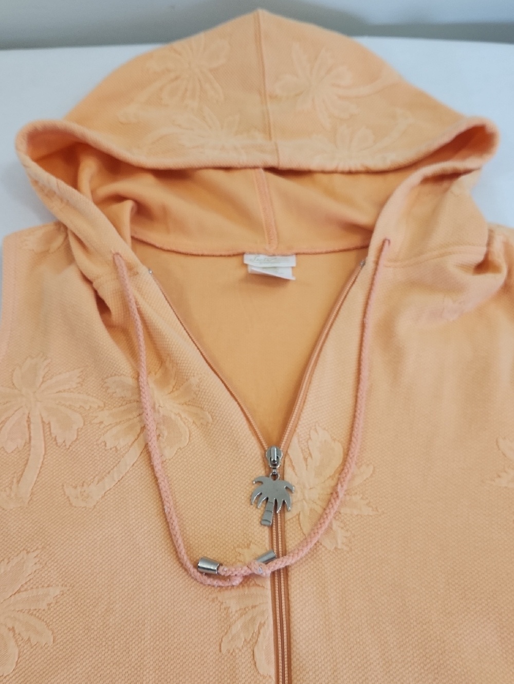 Secret Treasres Palm Tree Print Beach Cover Up Robe. Hooded Peach Color. Size M - Picture 4 of 10